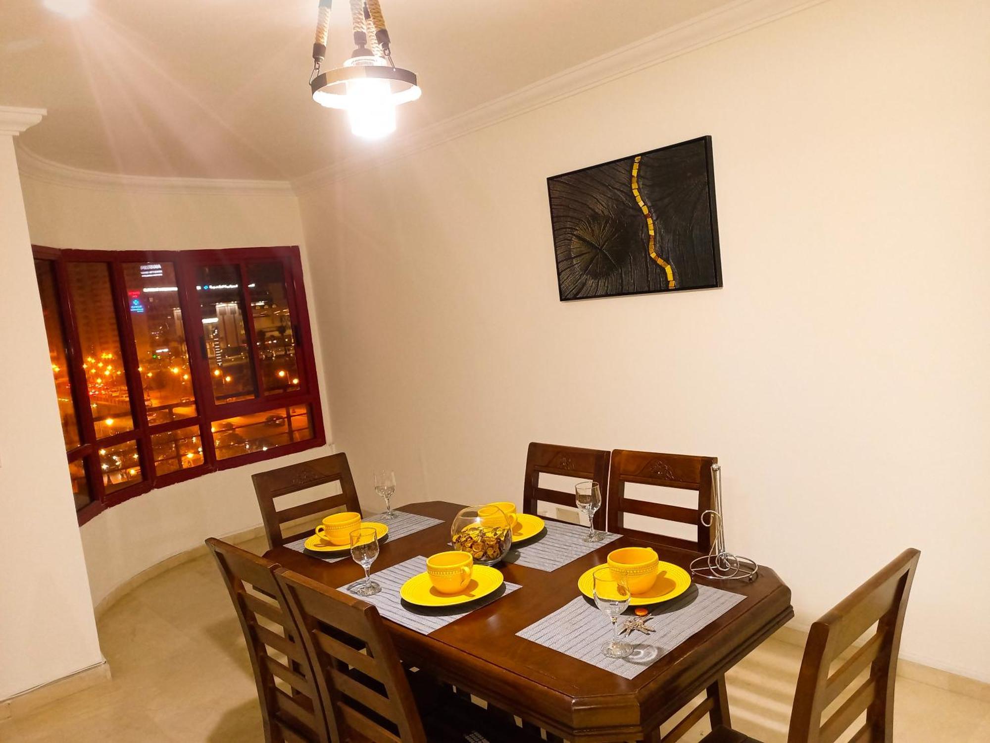 Amazing Appartement " Avec Climatisation " Au Centre Ville En Face Hilton & Gare Train De Tgv De Tanger 2N Exteriör bild